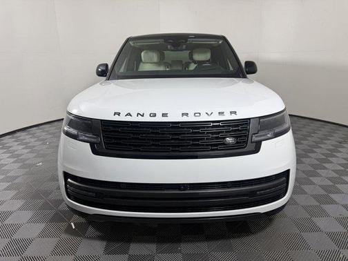 2026 Land Rover Range Rover P530 Autobiography