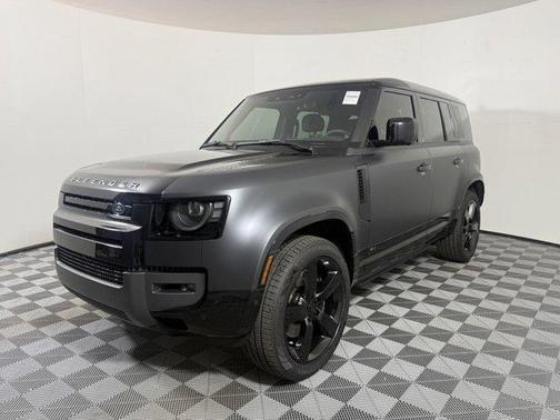 2026 Land Rover Defender 110 V8