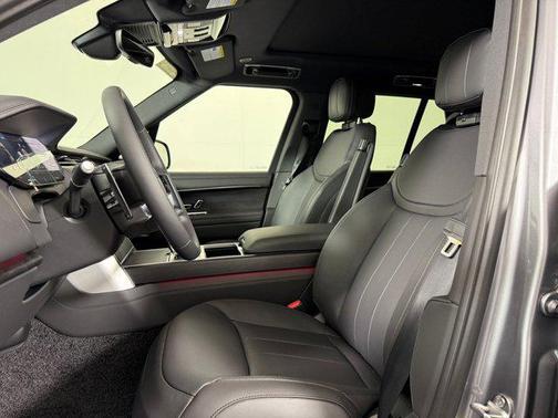 Eiger Grey Metallic 2026 Land Rover Range Rover P550e SE