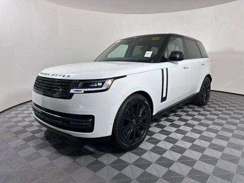 2025 Land Rover Range Rover P550e SE