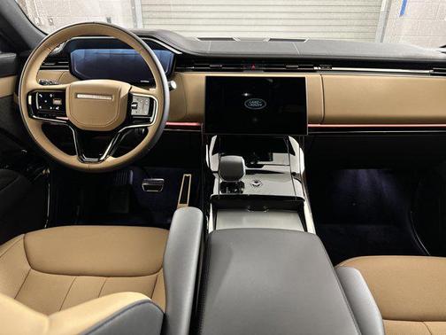 2025 Land Rover Range Rover Sport SE