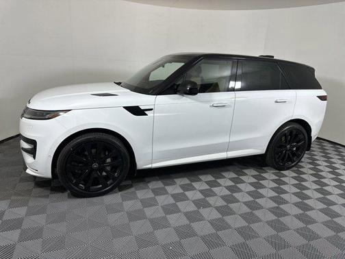 2025 Land Rover Range Rover Sport SE