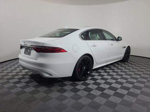 2024 Jaguar XF R-Dynamic SE P250 RWD Automatic