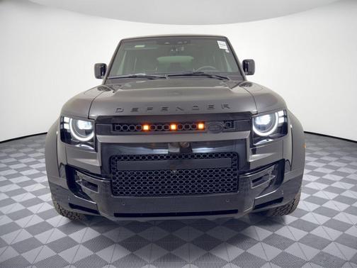 Narvik Black 2026 Land Rover Defender P635 OCTA