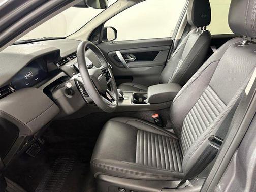 2025 Land Rover Discovery Sport S