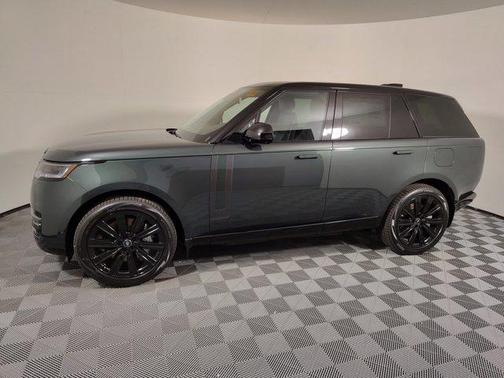 2025 Land Rover Range Rover P550e SE