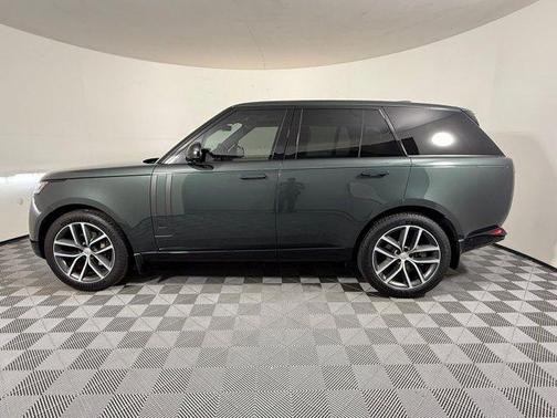 Green 2024 Land Rover Range Rover P400 SE