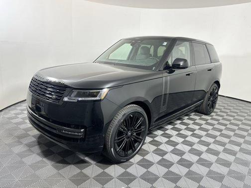 2025 Land Rover Range Rover P400 SE