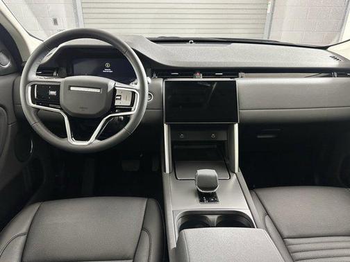 2025 Land Rover Discovery Sport S