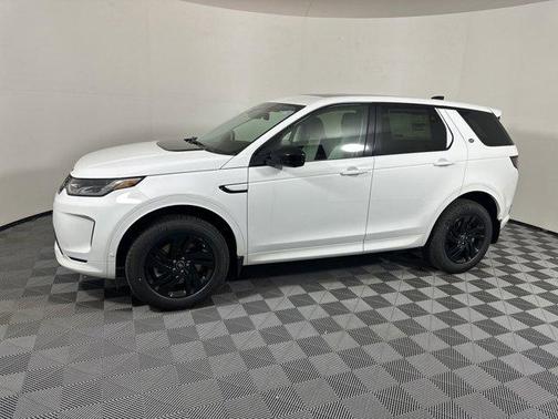 Fuji White 2025 Land Rover Discovery Sport S