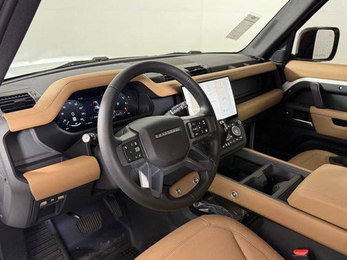 2026 Land Rover Defender P400 X-Dynamic SE