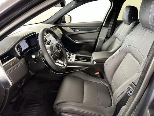 2026 Jaguar F-PACE R-Dynamic S P400 AWD Automatic