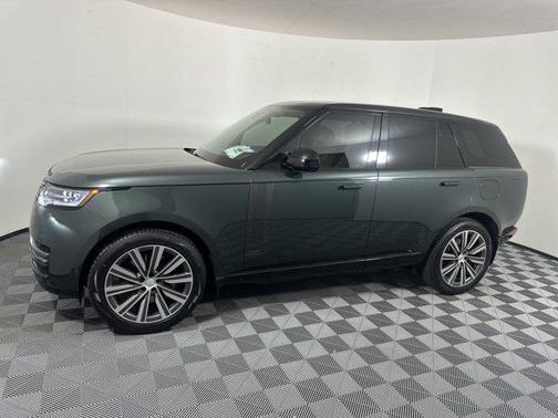 2025 Land Rover Range Rover P550e Autobiography