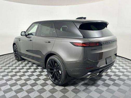 2025 Land Rover Range Rover Sport SE