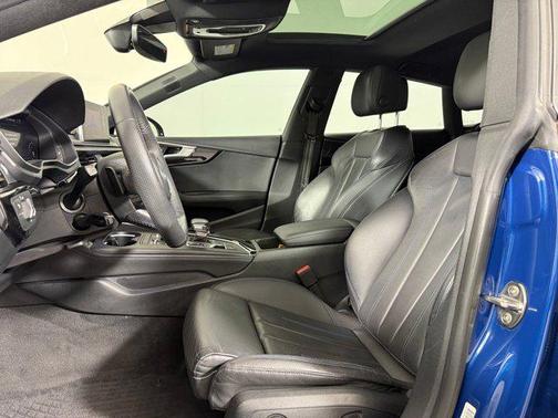 Ascari Blue Metallic 2019 Audi A5 45 Premium