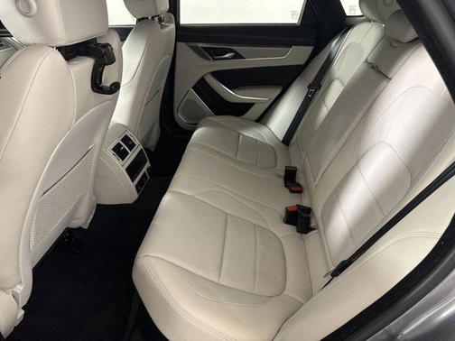 2024 Jaguar XF R-Dynamic SE P250 RWD Automatic
