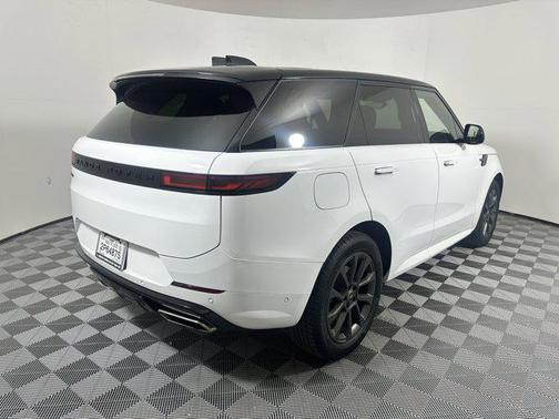 2024 Land Rover Range Rover Sport SE