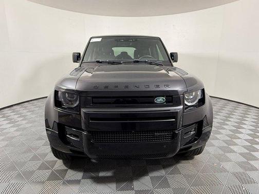 2023 Land Rover Defender 110 X-Dynamic SE