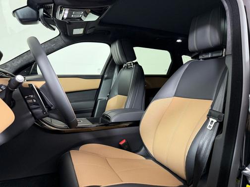 Santorini Black Metallic 2026 Land Rover Range Rover Velar Autobiography