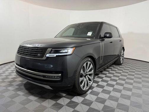 2026 Land Rover Range Rover P400 SE 7 Seat