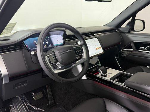 2026 Land Rover Range Rover P400 SE 7 Seat