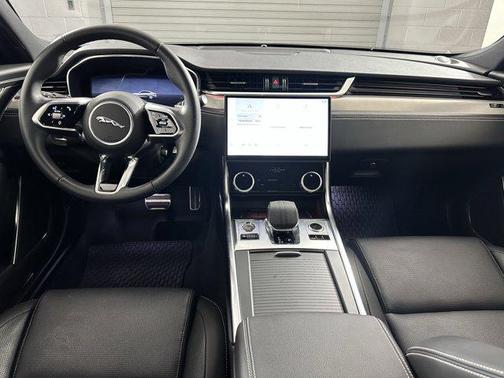 2024 Jaguar XF R-Dynamic SE P250 RWD Automatic