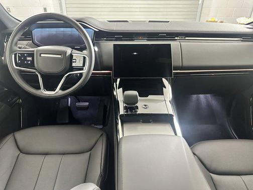 2025 Land Rover Range Rover Sport SE