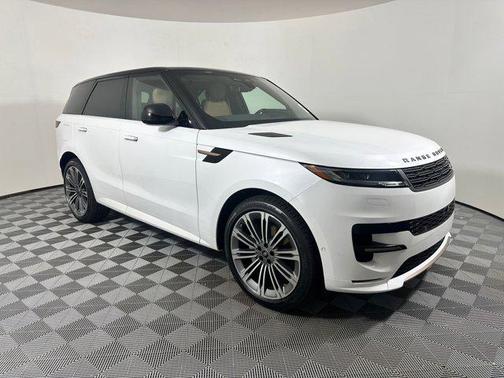 2025 Land Rover Range Rover Sport SE