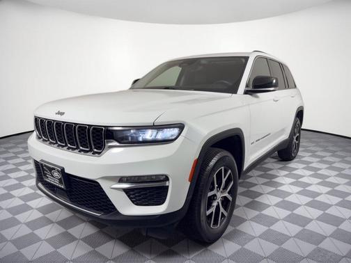 Bright White Clearcoat 2022 Jeep Grand Cherokee Limited