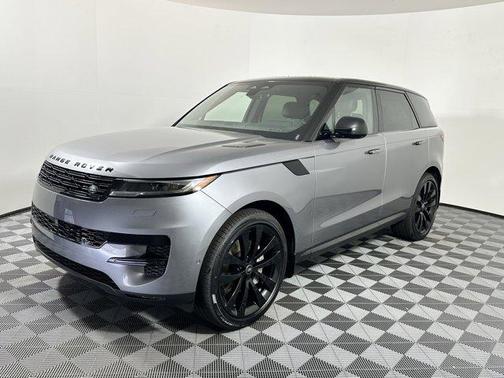 2025 Land Rover Range Rover Sport SE