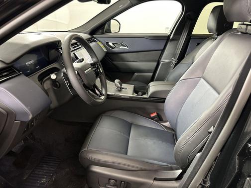 Santorini Black Metallic 2026 Land Rover Range Rover Velar P250 S
