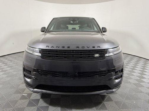 2026 Land Rover Range Rover Sport SE