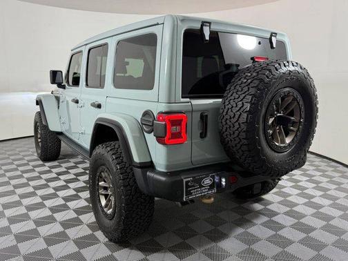 Earl Clearcoat 2024 Jeep Wrangler Rubicon 392 Final Edition