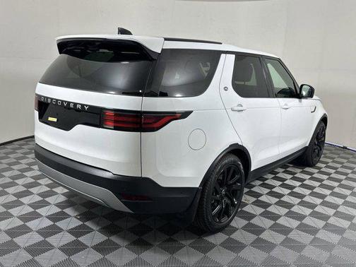 2025 Land Rover Discovery P300 S
