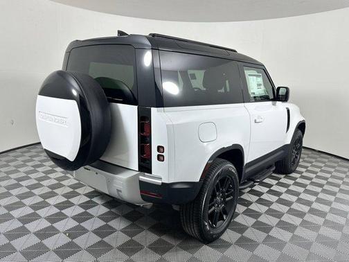 2025 Land Rover Defender 90 P300 S