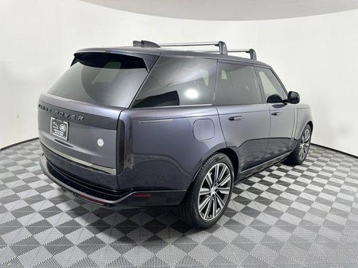 2023 Land Rover Range Rover SV