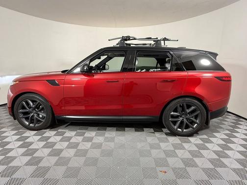 Firenze Red Metallic 2023 Land Rover Range Rover Sport SE