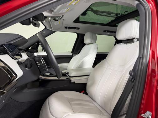 Firenze Red Metallic 2023 Land Rover Range Rover Sport SE
