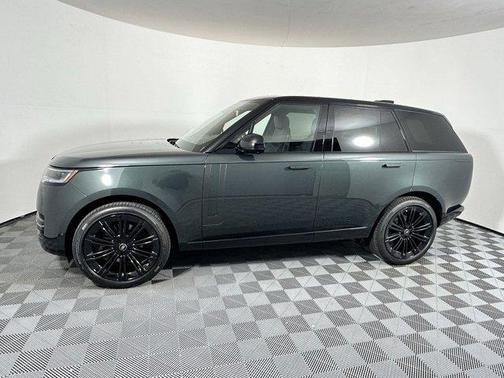2025 Land Rover Range Rover P400 SE