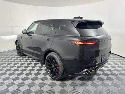 2025 Land Rover Range Rover Sport SE