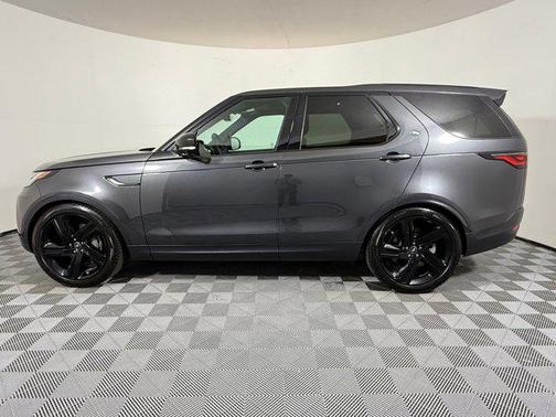 2025 Land Rover Discovery P300 S