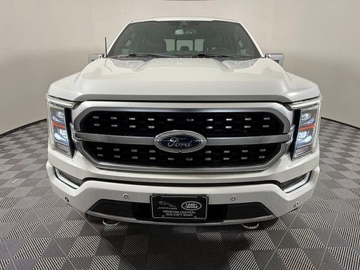 Star White Metallic Tri-Coat 2023 Ford F-150 Platinum