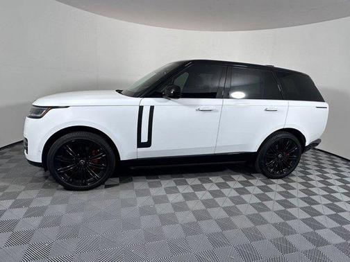 2025 Land Rover Range Rover P400 SE