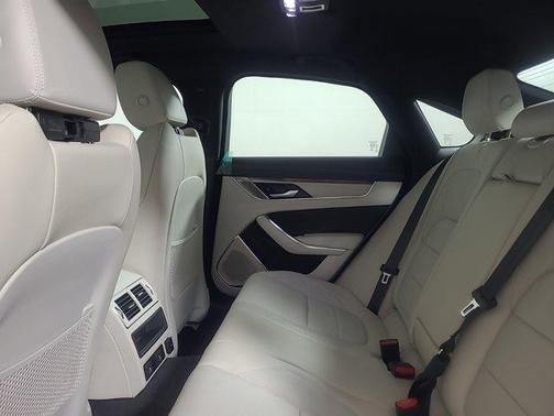 2024 Jaguar XF R-Dynamic SE P250 RWD Automatic