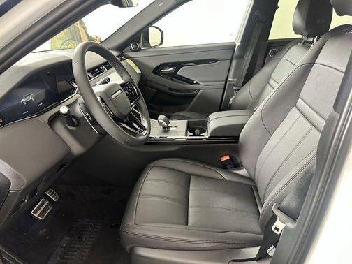 2026 Land Rover Range Rover Evoque Dynamic SE