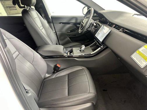 2026 Land Rover Range Rover Evoque Dynamic SE