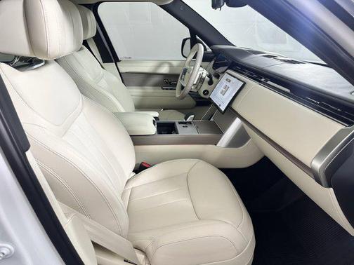 2025 Land Rover Range Rover P530 Autobiography 7 Seat