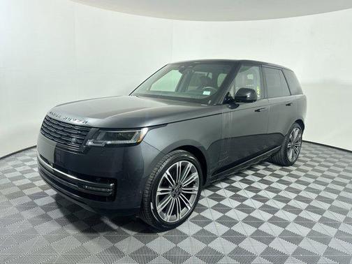 2024 Land Rover Range Rover P530 SE