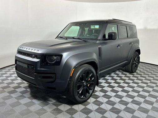 2025 Land Rover Defender P635 OCTA