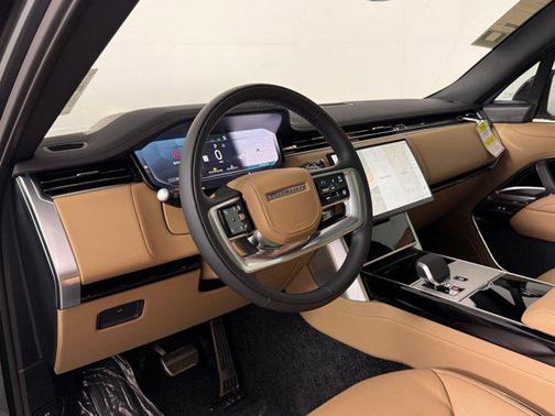 Belgravia Green Metallic 2026 Land Rover Range Rover P530 SE